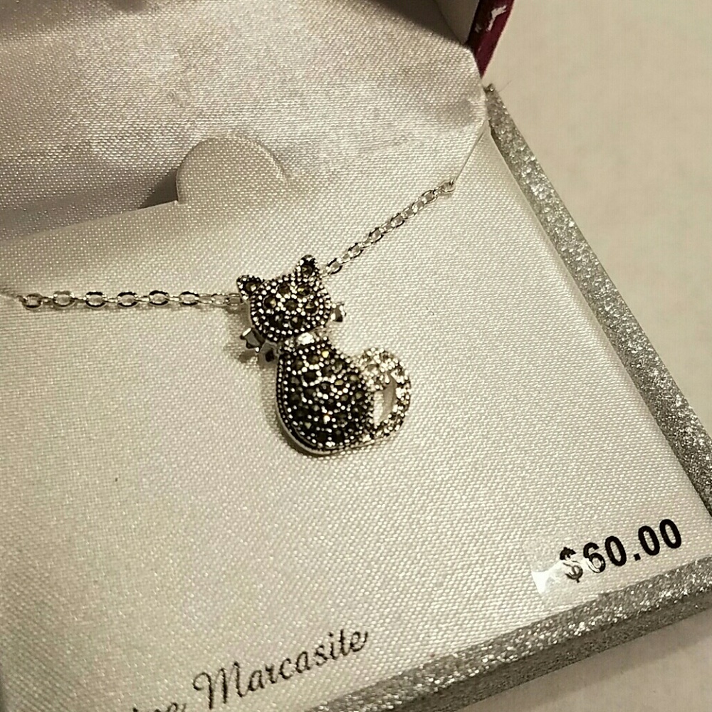 Silver Luxuries Silver Plated Cat Pendant Necklace